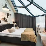 Hotel Santa's Igloos Arctic Circle