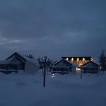 Santa's Igloos Arctic Circle 5*