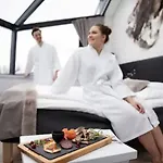Santa's Igloos Arctic Circle