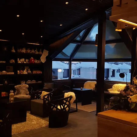 Hotel Santa's Igloos Arctic Circle 5*