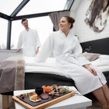 Santa's Igloos Arctic Circle 5* Rovaniemi