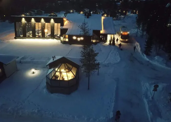 Отель Santa's Igloos Arctic Circle