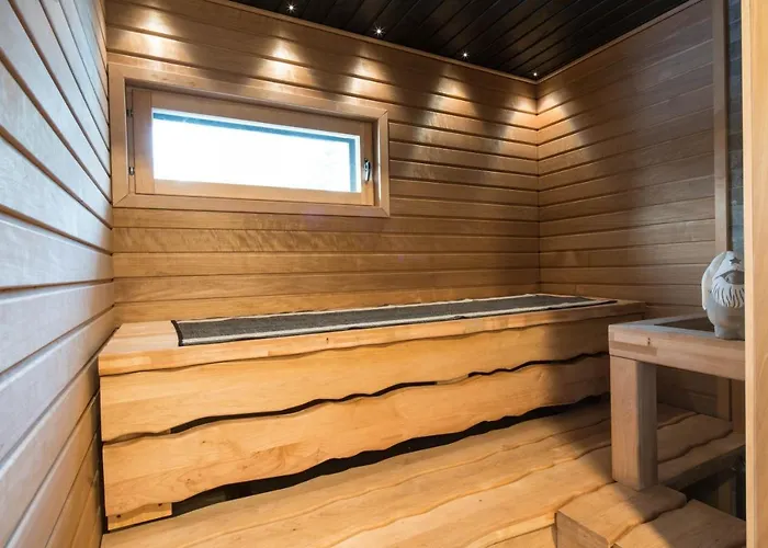 Отель Santa's Igloos Arctic Circle