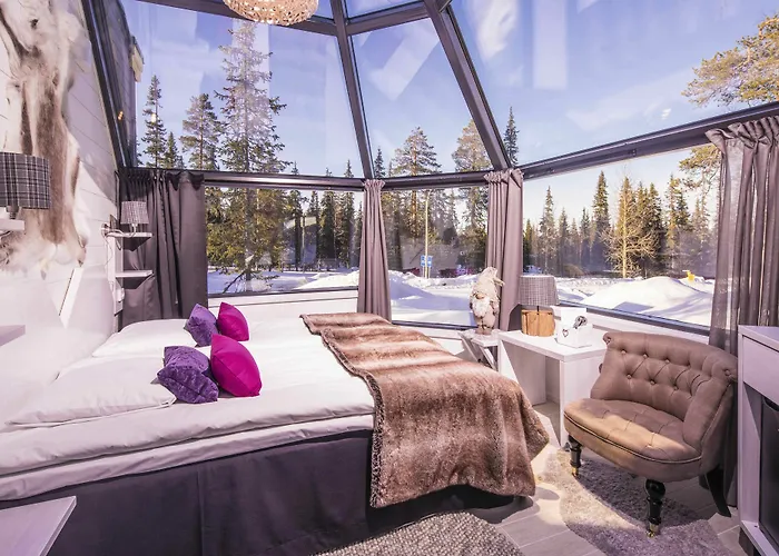 Santa's Igloos Arctic Circle 5*