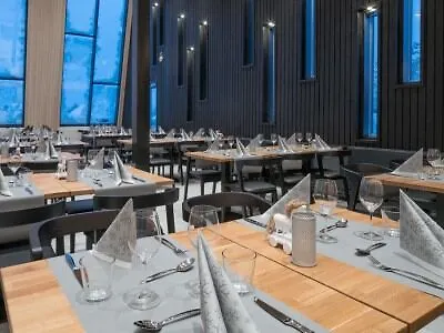 Hotel Santa's Igloos Arctic Circle 5*